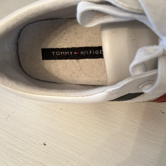 Tommy Hilfiger Twlirean Women’s Sz 9 Race Stripe Manmade Material Sneakers - Picture 4 of 8